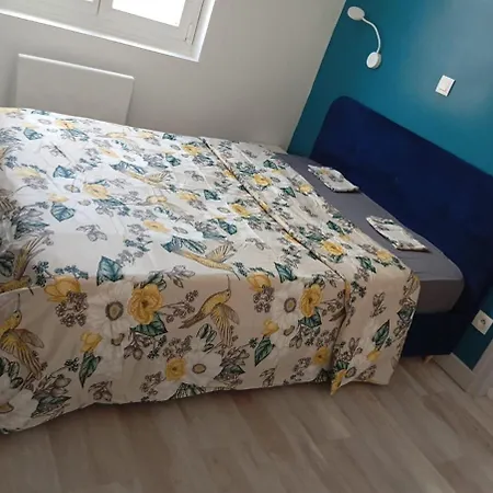 Apartment Le Cosynew 3 Calais
